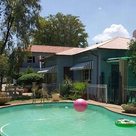 מהיקנג Silver Rest Guesthouse מראה חיצוני תמונה