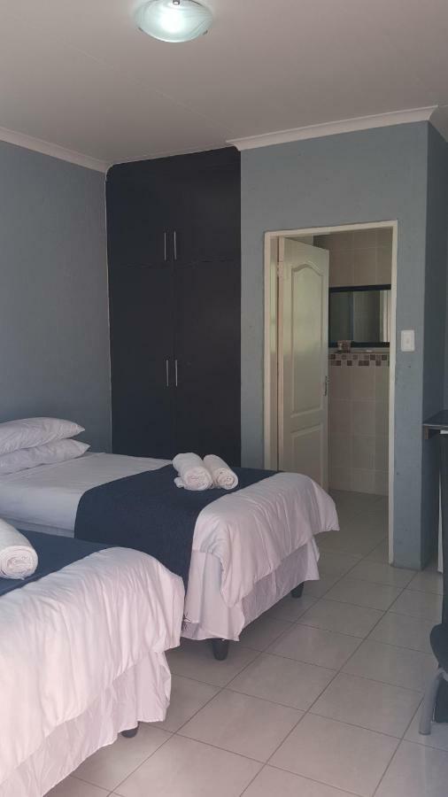 מהיקנג Silver Rest Guesthouse מראה חיצוני תמונה