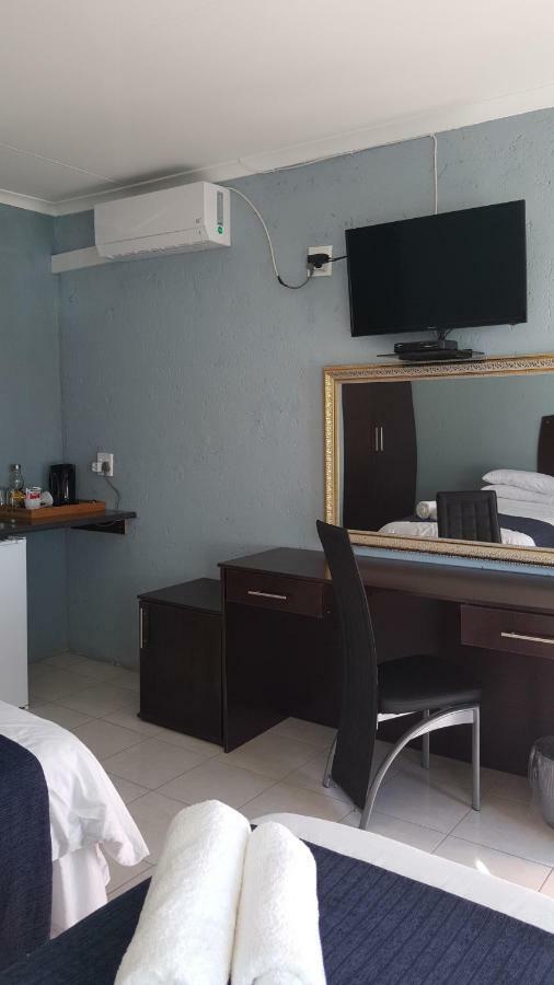 מהיקנג Silver Rest Guesthouse מראה חיצוני תמונה