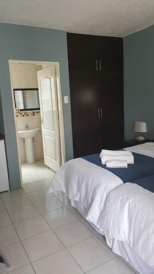 מהיקנג Silver Rest Guesthouse מראה חיצוני תמונה