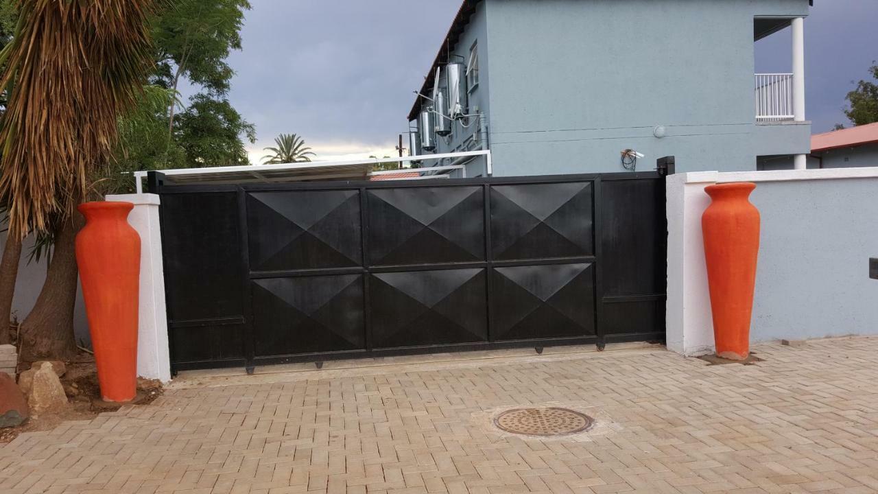 מהיקנג Silver Rest Guesthouse מראה חיצוני תמונה